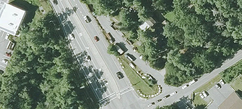 2421 Cranberry Hwy