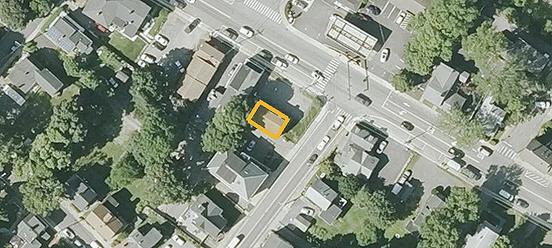 89 Sandwich St