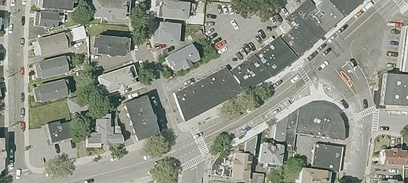 418 Salem St