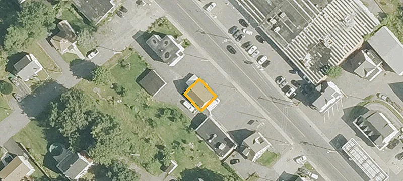710 Main St