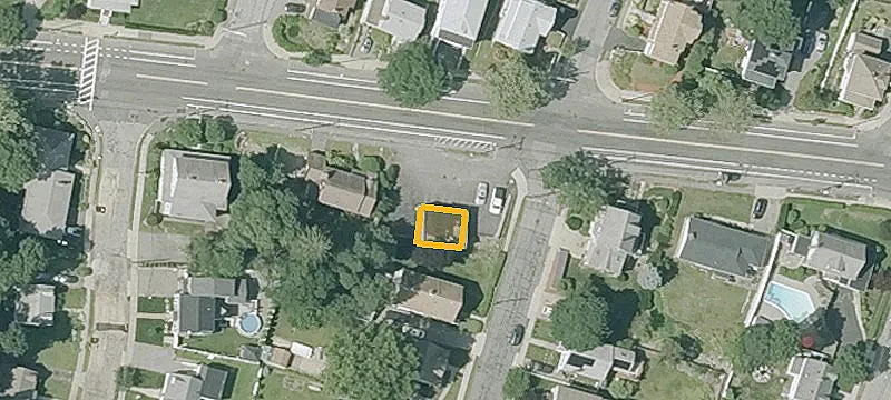 658 Main St