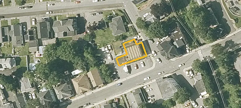 34-36 Railroad St