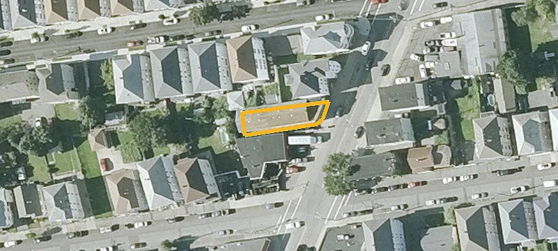 447-449 Belleville Ave