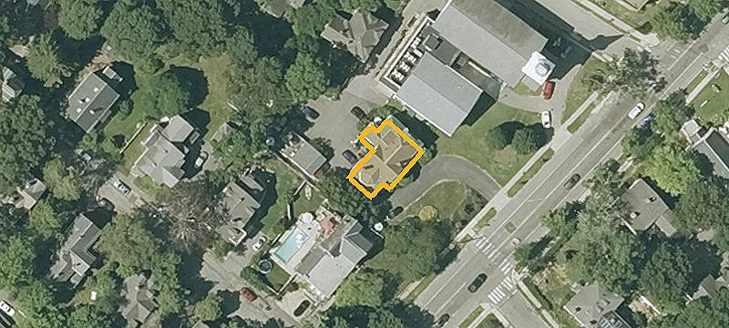 87 Pleasant St