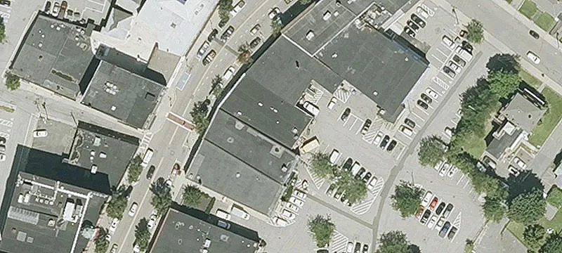 158-162 Main St