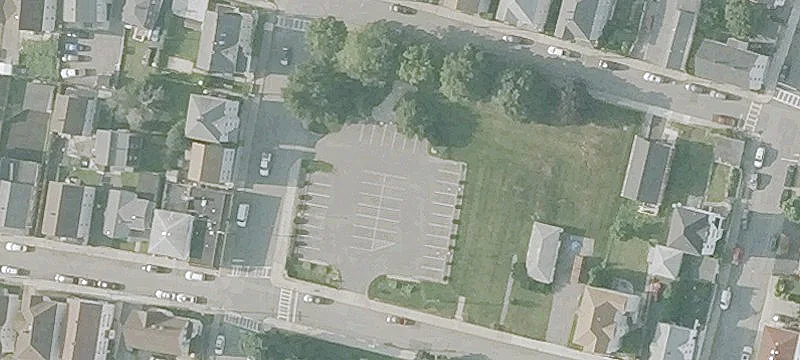 250 Snell St
