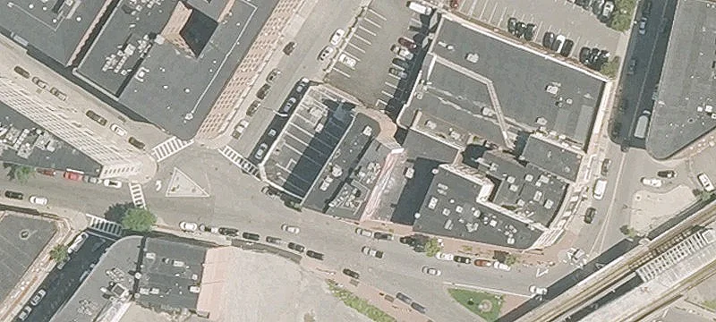 37-39 Central Sq