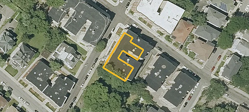 32-36 Maple St