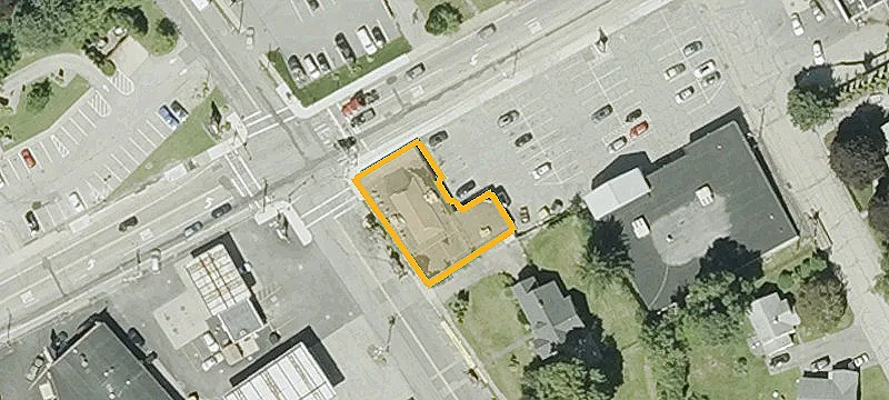 76 Main St