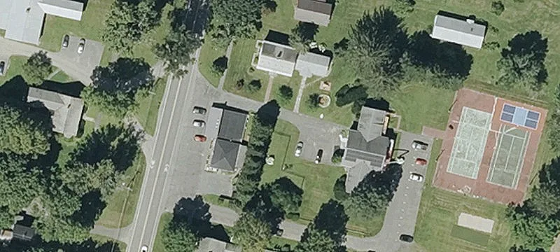 28 Main St