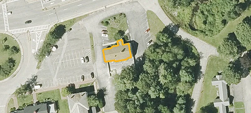 379 Main St
