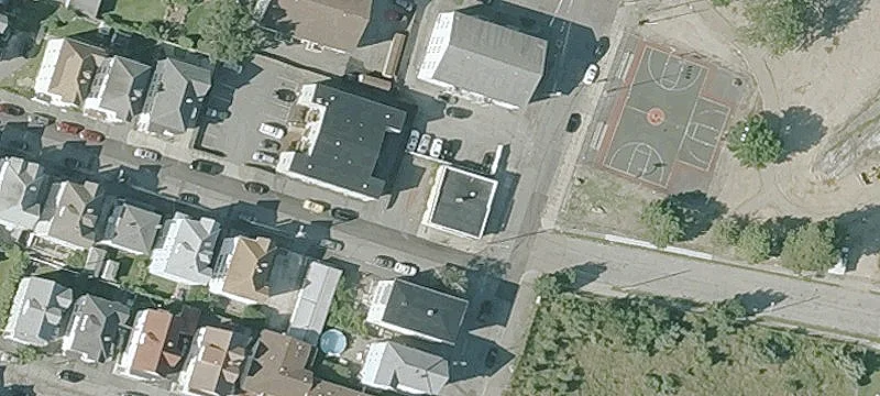 391 Bolton St