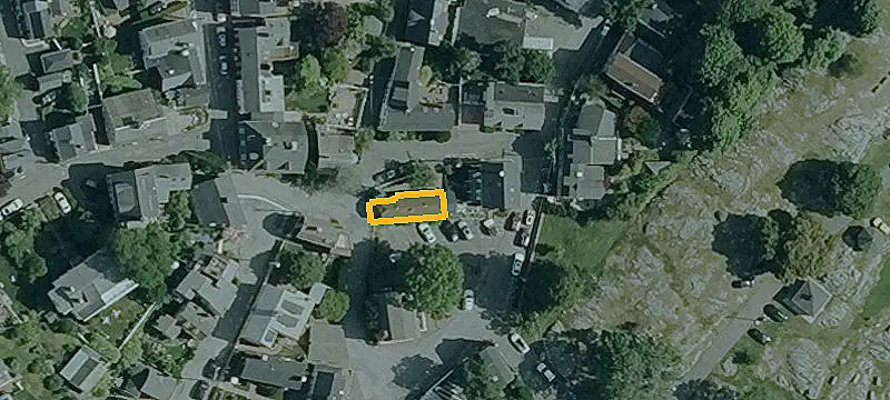 12 Frnt St