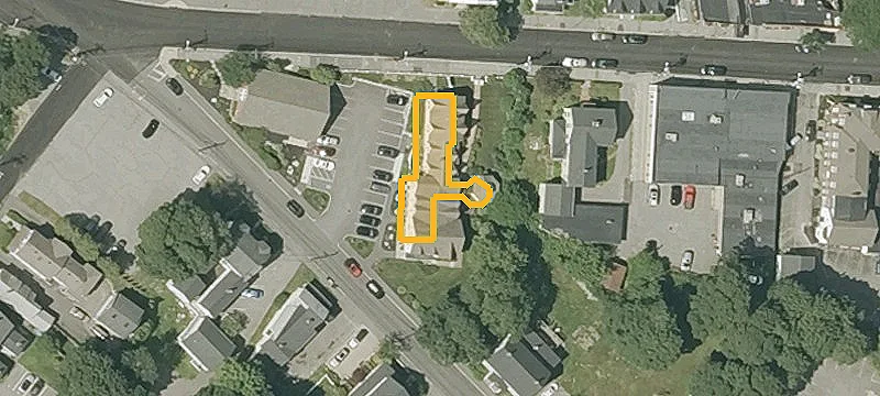 34 Essex St