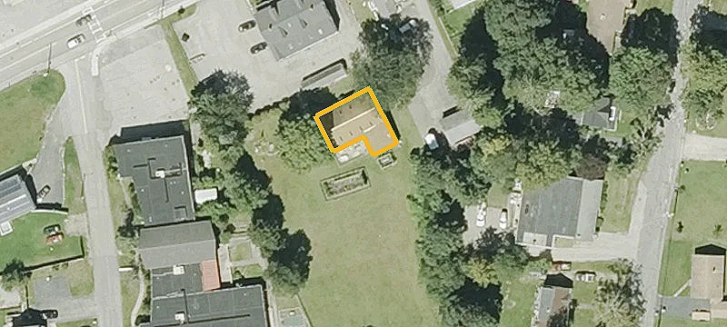 29 Charlton St