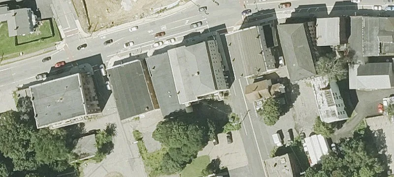 124 Main St