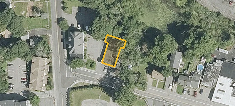10 Commonwealth Ave