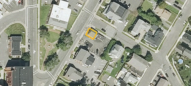 105 Ctr St