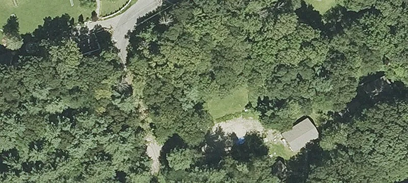 28 Ennis Rd