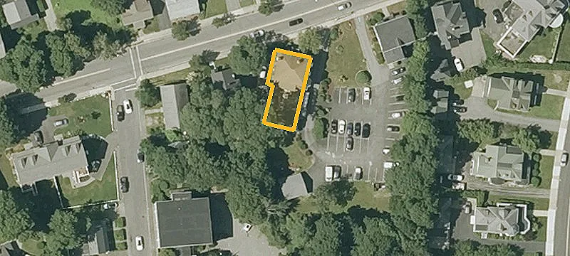 90 Pleasant St