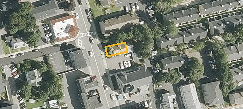 25 Main St