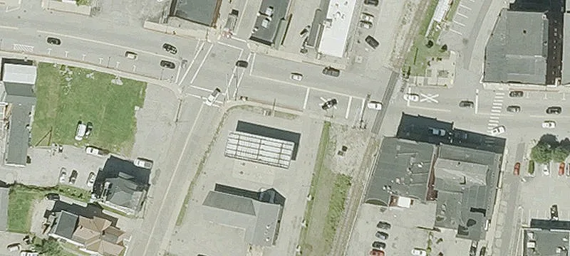 89 Main St