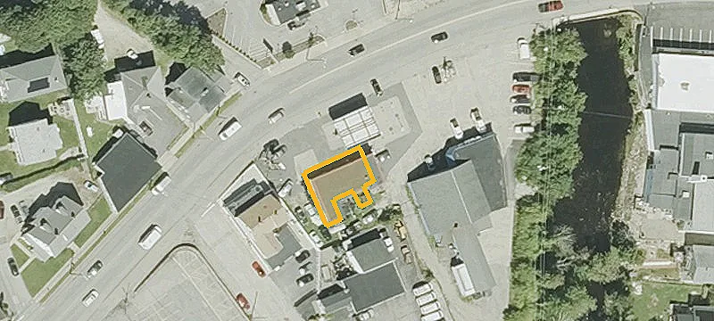5 Main St