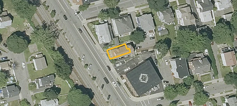 305-307 Nn Ave