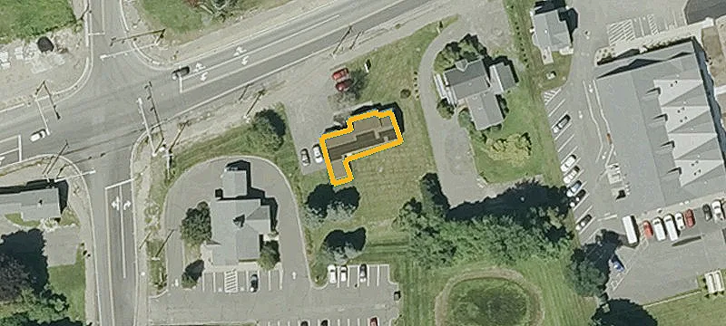 185 Russell St