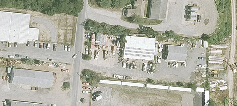 105 Holmes Rd