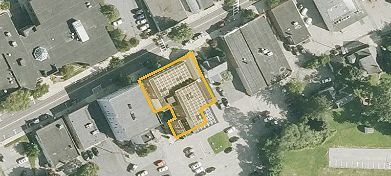 84 Church Ave