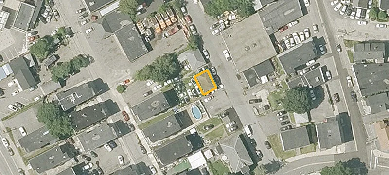 9 Tobey Ave