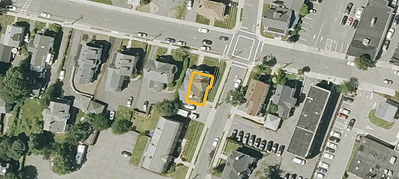 106 Foster St
