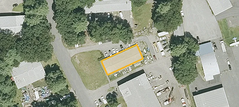 8 Airport Rd