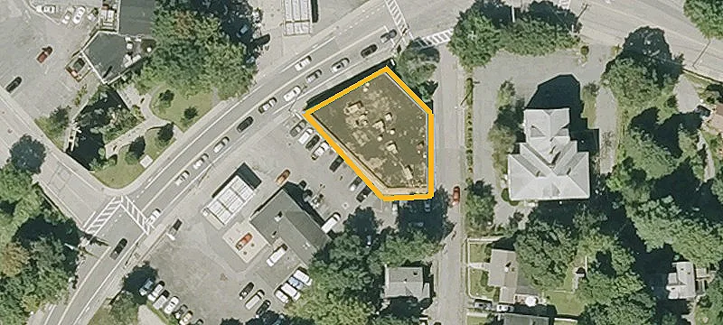 1455 Commercial St