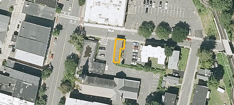9 Chapel St