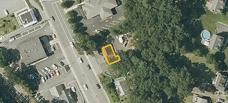 282 Main St