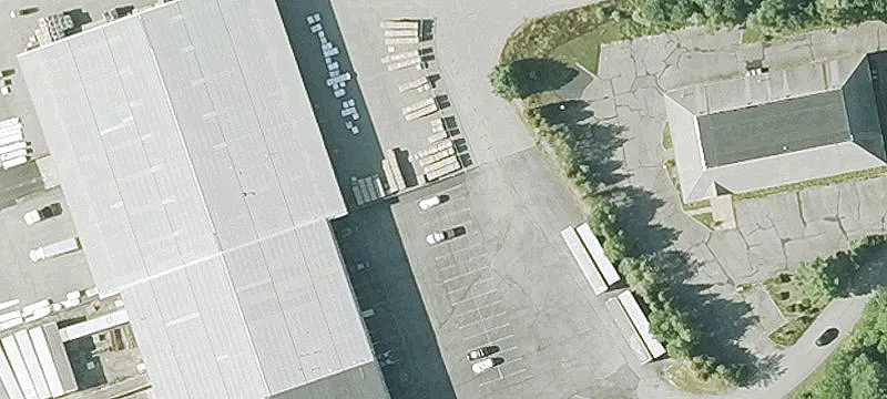 8 Lakeville Business Park