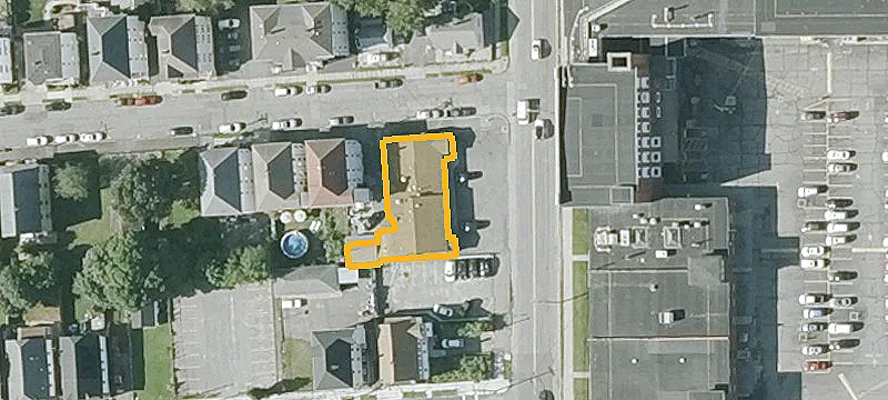 703 Belleville Ave