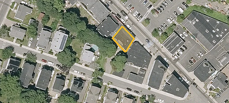 37-39 Crst Ave