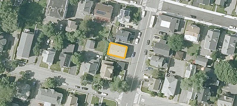 353 Newton St