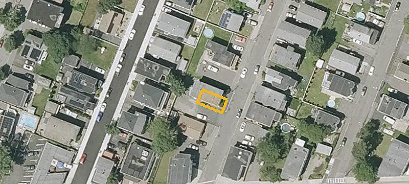 18 Fairfield St
