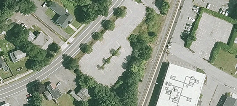 6 Topsfield Rd