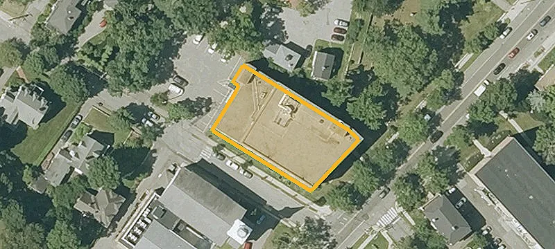 67 Pleasant St