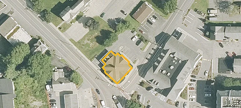 6 Church St