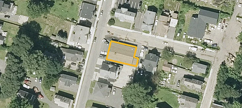 17 Sackett St