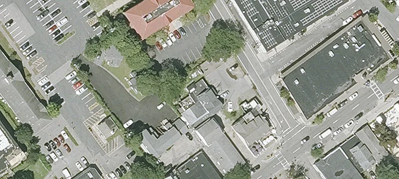 572 Main St