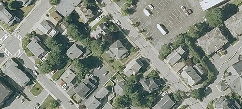 26-28 Marshall St