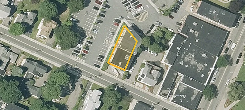 27 Cottage St
