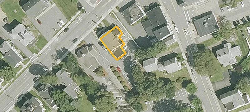 68 Main St